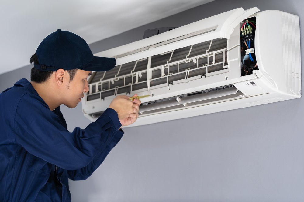 Common Signs Your AC Needs Repair – And What You Should Do About It!
